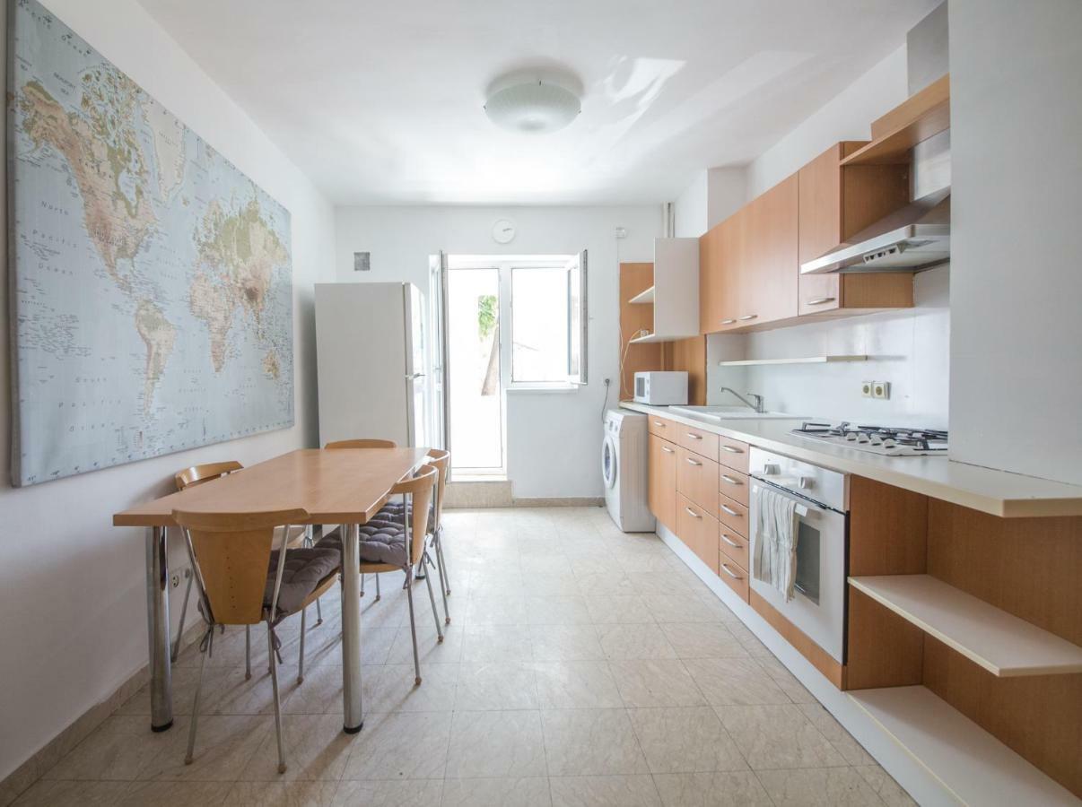 Unirii Cozy Apartment By Olala Homes Bukarest Eksteriør billede
